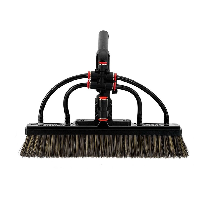 Tucker Alpha Honey Badger Brush