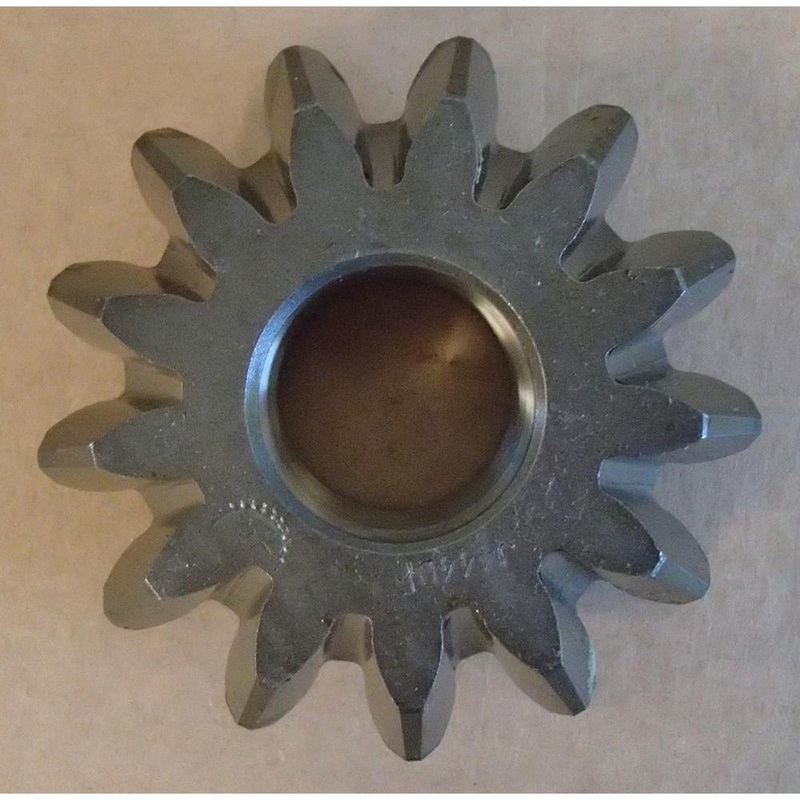 R42444 Pinion Gear Fits John Deere Tractors 4440, 7520, 8430, 8440, 8630