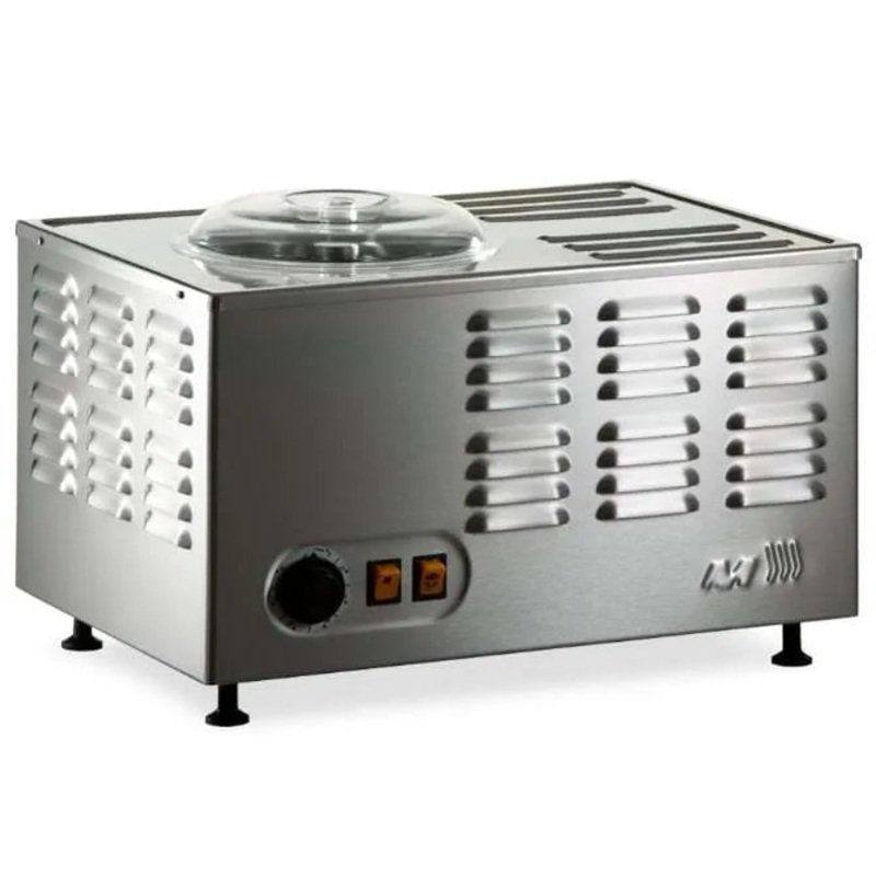 Commercial Ice Cream Machine – 2 qts.