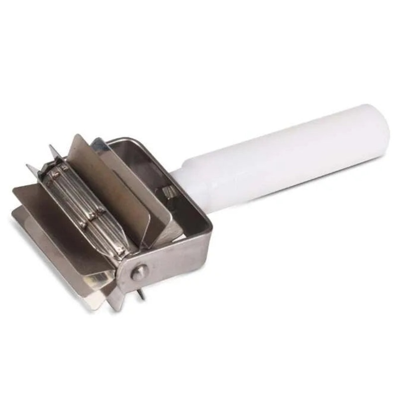 Strudel Roller with Plastic Handle