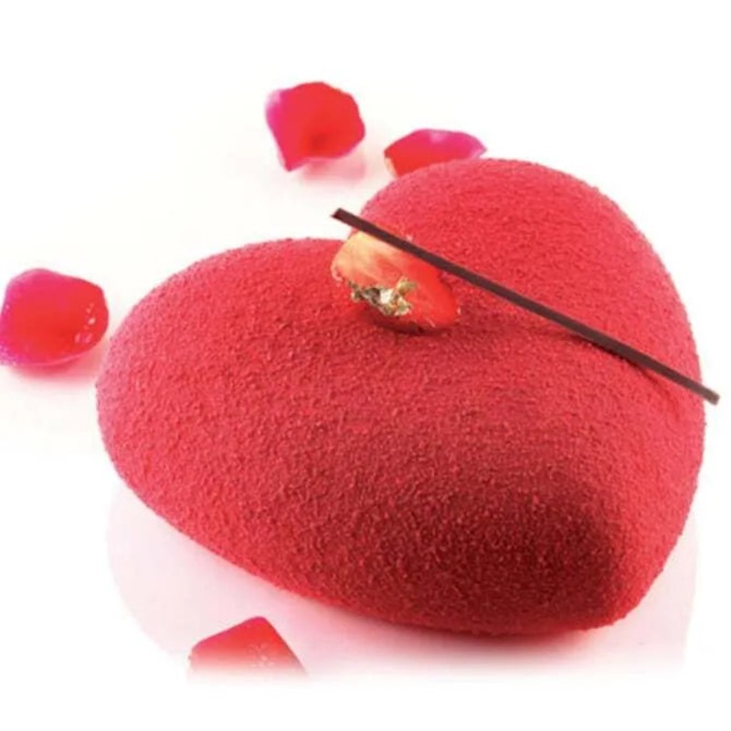 Amore Heart Silicone Mold with Cutter – 1 Form